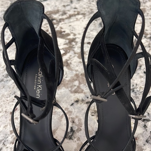 Calvin Klein Collection Black Heels size 39 - Picture 4 of 10
